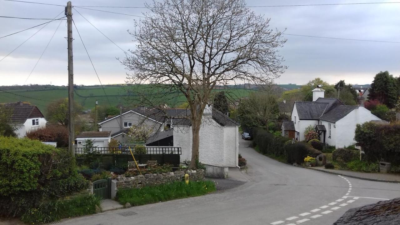 The Weary Friar Inn Pillaton Екстериор снимка