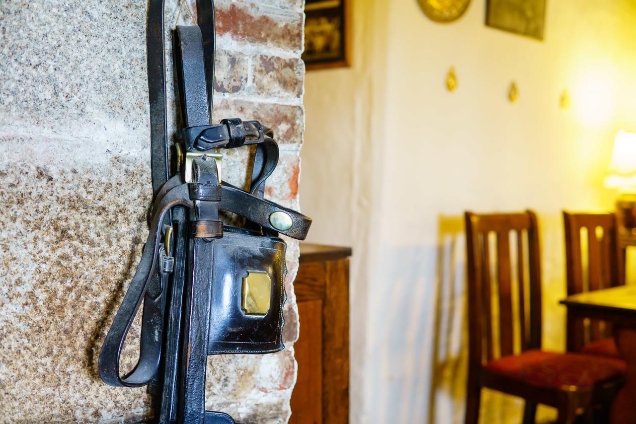 The Weary Friar Inn Pillaton Екстериор снимка