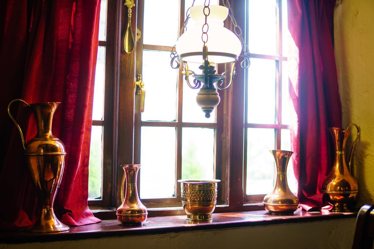 The Weary Friar Inn Pillaton Екстериор снимка